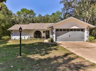 1477 E Saint James Loop, Inverness, FL 34453