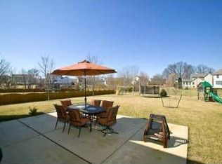 2881 Dardenne Links Dr, O Fallon, MO 63368