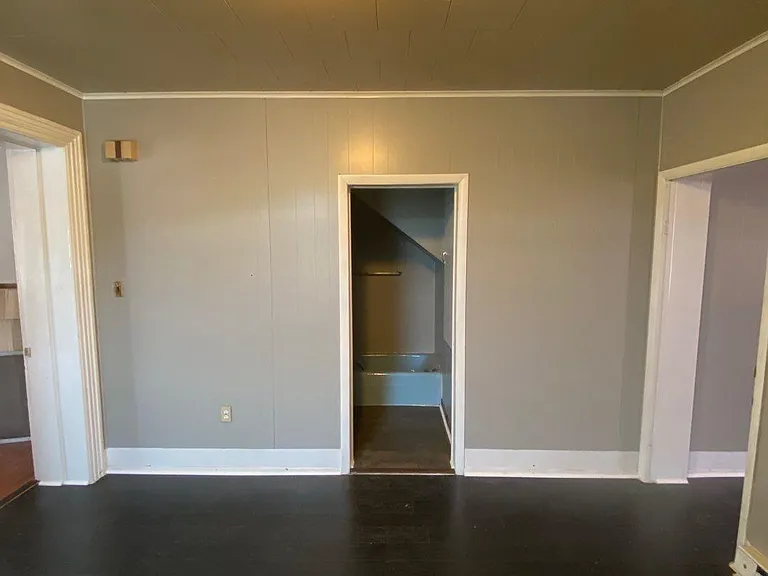 101 N George St #1 — Photo 10