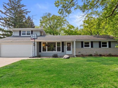 5301 South Oakridge DRIVE, New Berlin, WI, 53146