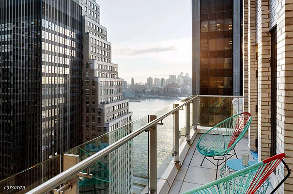 Sold by Corcoran | media 25