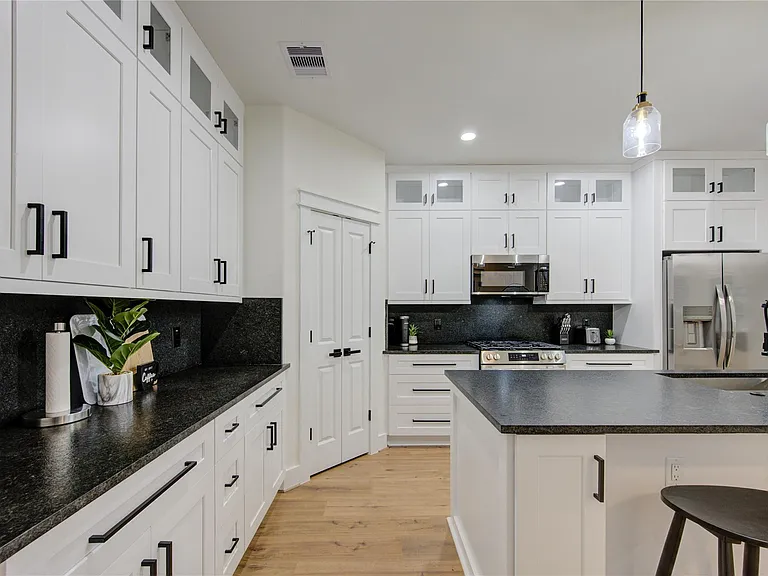 3406 Garapan St #A — Photo 12