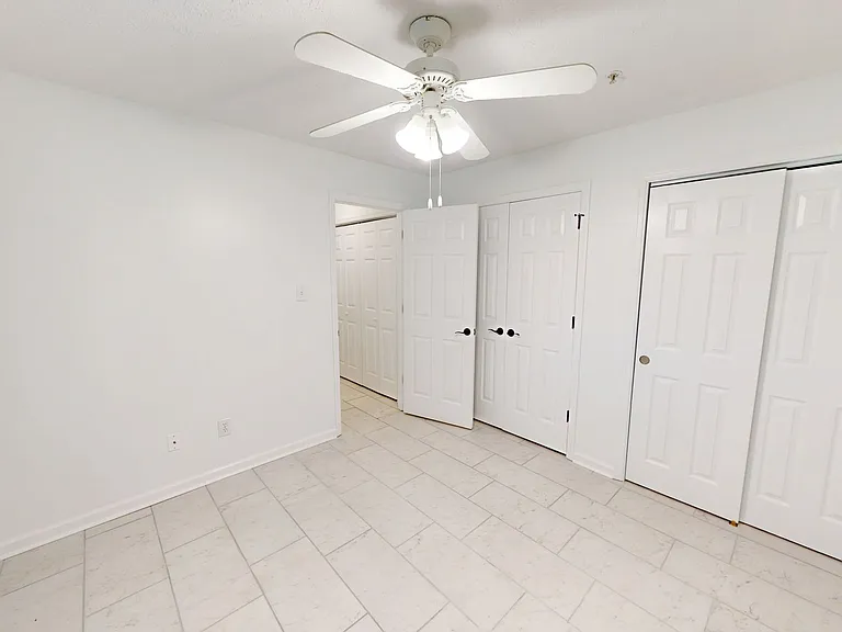 330 Bubble Creek Ct #4 — Photo 17