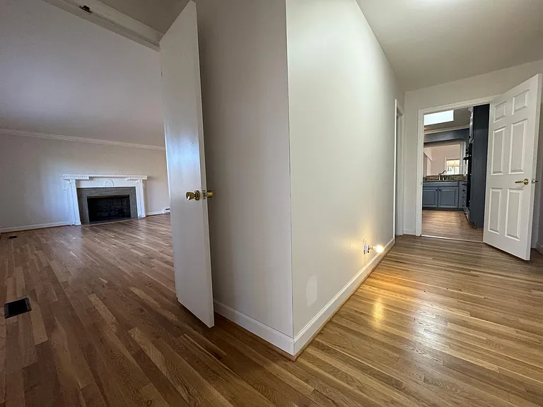 103 Thornwood Rd — Photo 15