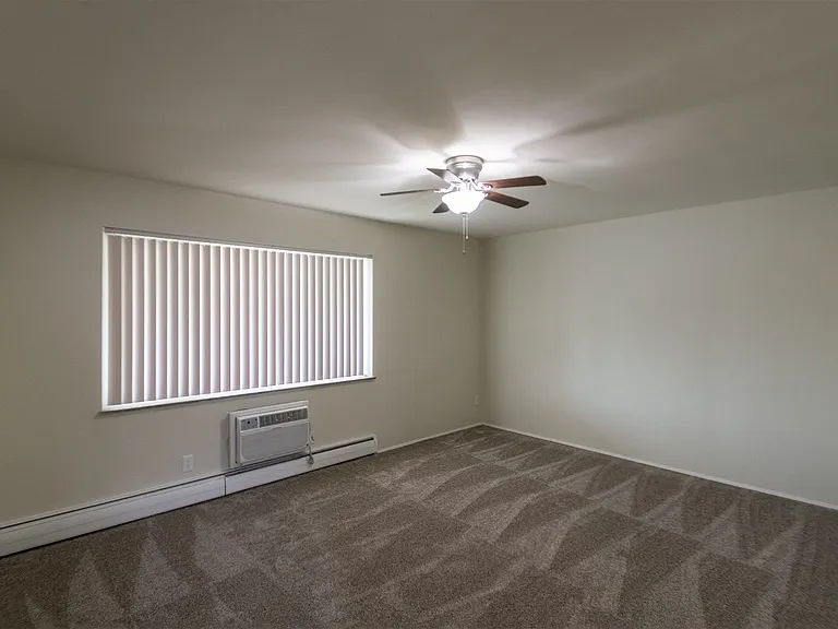 Colonial Ridge — Photo 48