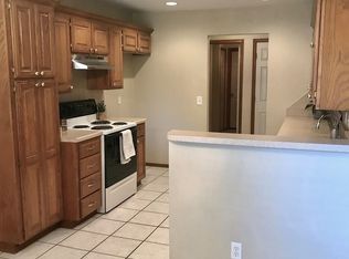 15413 Vicki Dr, Oklahoma City, OK 73170