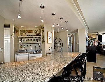 4th image of 570 Ocean Dr APT 802