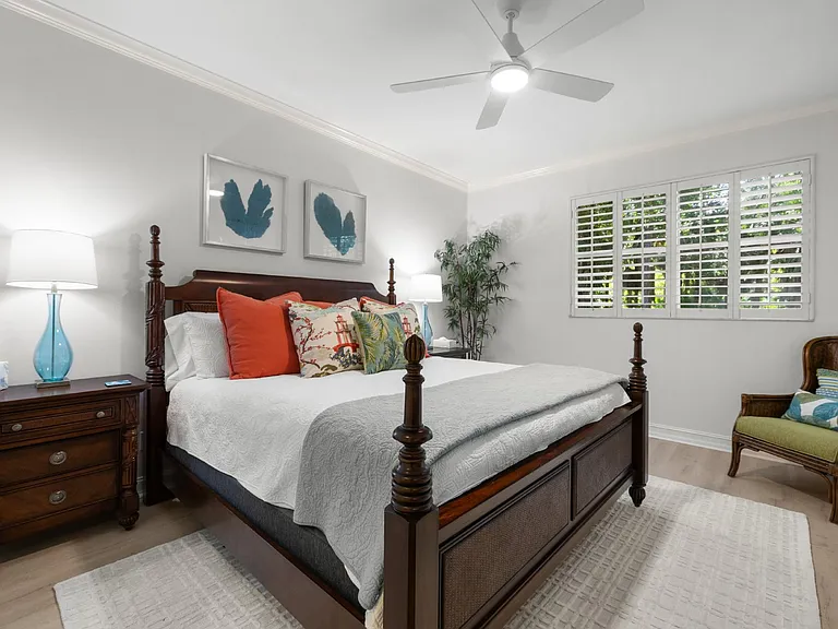 720 Tarpon Cove Dr #102 — Photo 7
