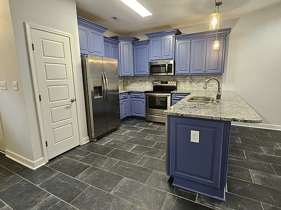 4th image of 1506 S Taylor St #1