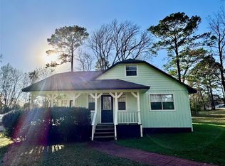 504 Timber Bay Dr, Trinity, TX 75862