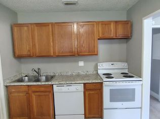 7007 Oakwood Dr, Jacksonville, FL 32211