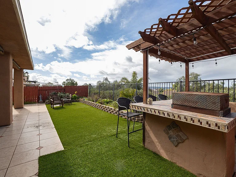 1522 Masterson Ln — Photo 34