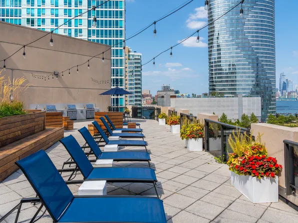 110 River Drive image 10 of 23