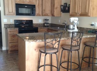 141 S Robison Dr, Ammon, ID 83406