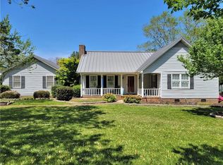 365 Green Hill Dr, Anderson, SC 29621