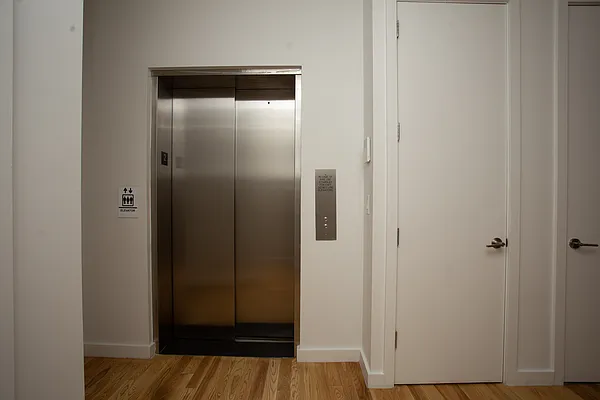 Rented by Blip LLC | media 40