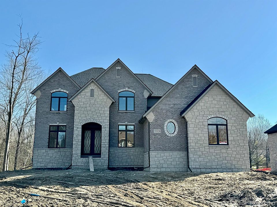 1st image of 55328 Buckthorn Dr