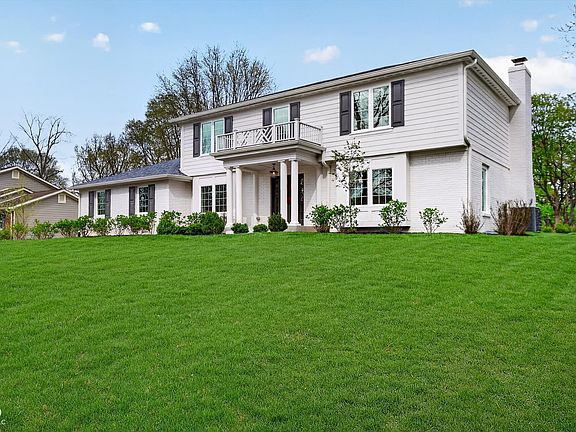 3rd image of 10831 Pleasantview Dr