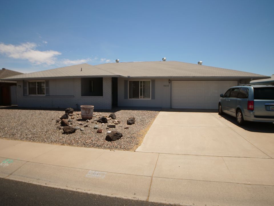 1st image of 9557 W Willowbrook Dr