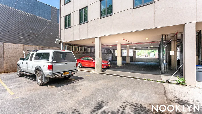 Rented by Nooklyn NYC LLC | media 28