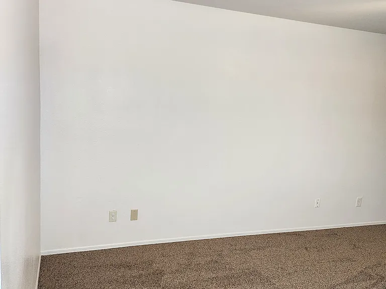 2721 W Estrella Dr — Photo 25