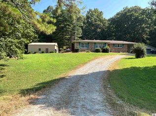 10671 Highway 902 E, Fredonia, KY 42411