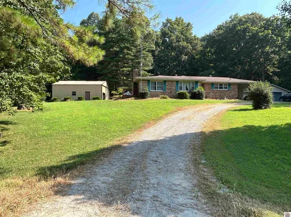 10671 Highway 902 E, Fredonia, KY 42411