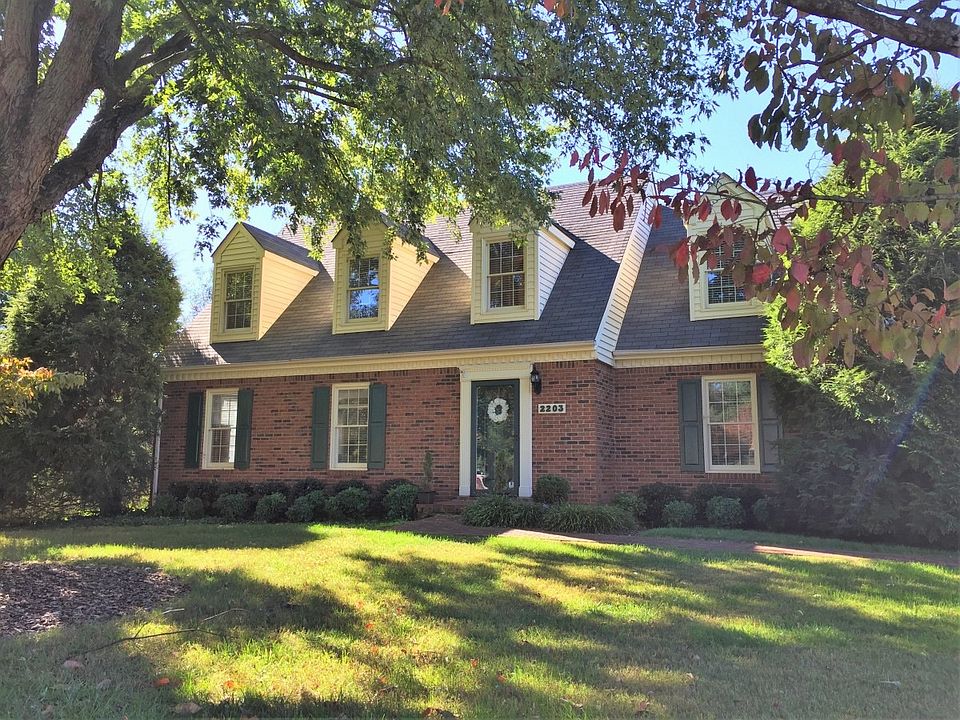 1st image of 2203 Nave Dr