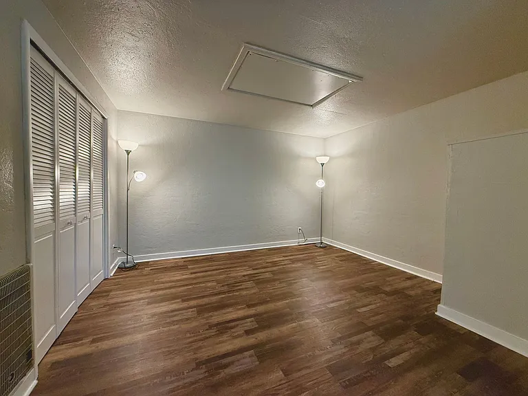908 W Ruby St — Photo 11