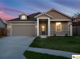 221 Flint Rock Ct, Victoria, TX 77904