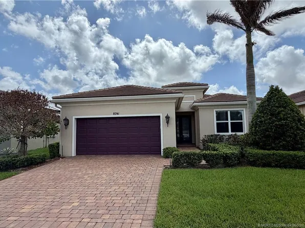 8741 SW Vico Way, Port Saint Lucie, FL 34987