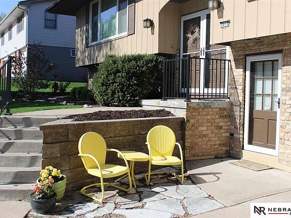 3rd image of 3418 S 115th Ave