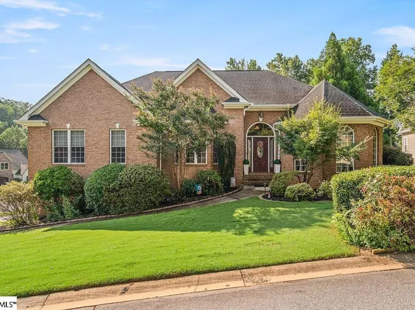 1018 Bent Creek Run Dr, Greer, SC 29651