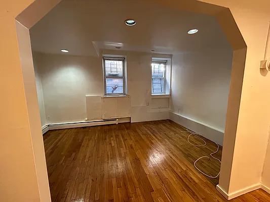 Rented by Prince Real Estate Associates LLC | media 6