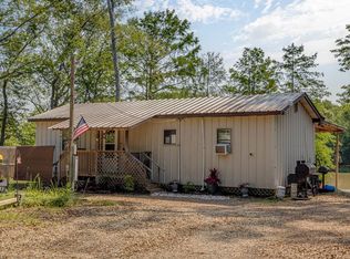 316 Ivys Ln, Columbia, LA 71418