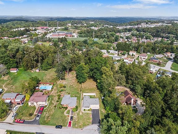 2nd image of 14201 Caroline Dr