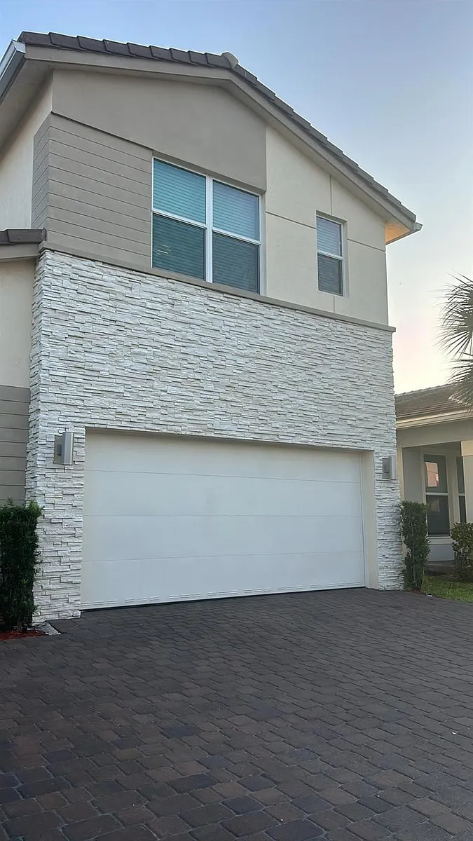 Building Photo - 4161 Marina Way