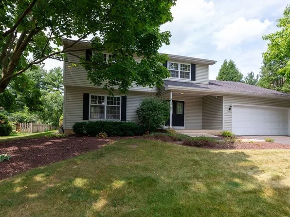 903 S Jefferson St, Batavia, IL 60510