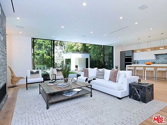 15227 Valley Vista Blvd, Sherman Oaks, CA 91403 | Zillow