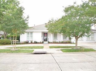 3200 N Labarre Rd, Metairie, LA 70002