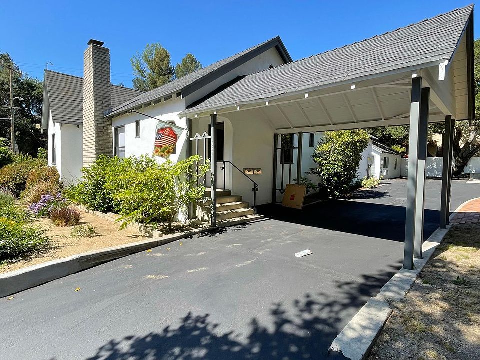 1st image of 4337 Oak Dr
