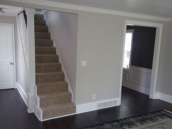 5th image of 132 Mill St