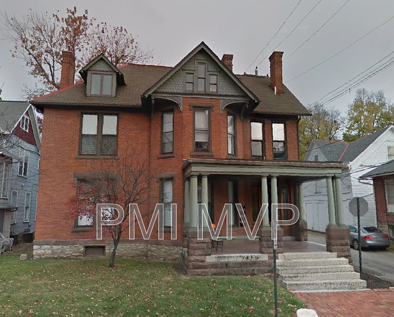 2nd image of 217 W Hubbard Ave APT 4