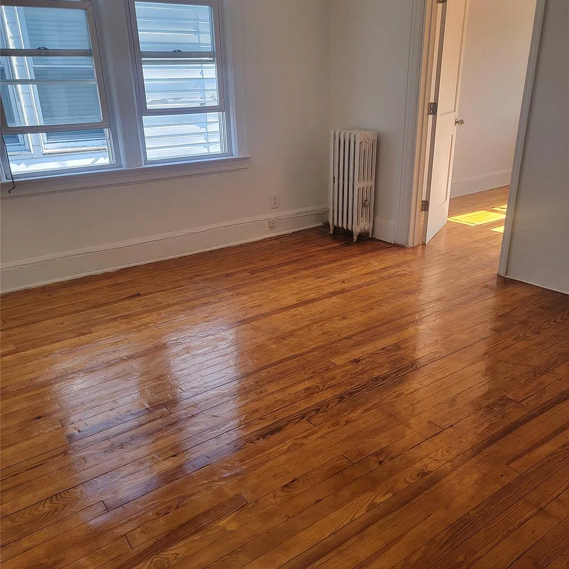 2 bed, 1.0 bath, 1472 sqft, $3,100 — Photo 1