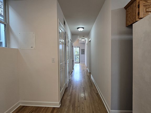 5th image of 1146 W 17th St #3