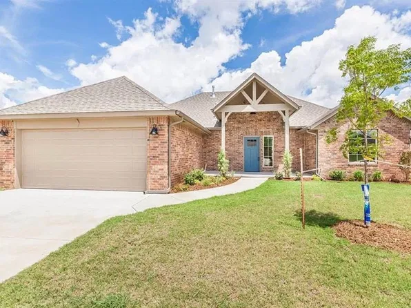 8908 Stacy Lynn Ln, Yukon, OK 73099