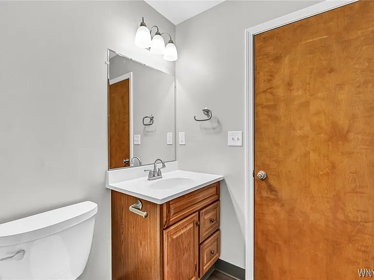 6632 Erie Rd — Photo 28
