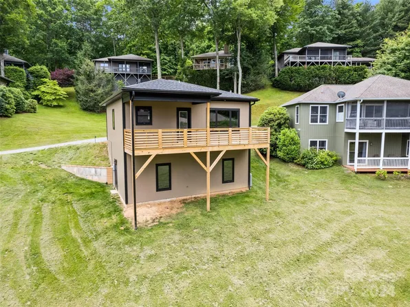 47 Winghaven Hts, Waynesville, NC 28786