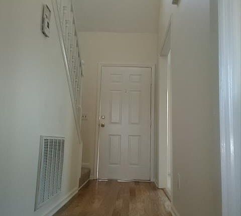 2nd image of 217 Vernon Traylor Dr