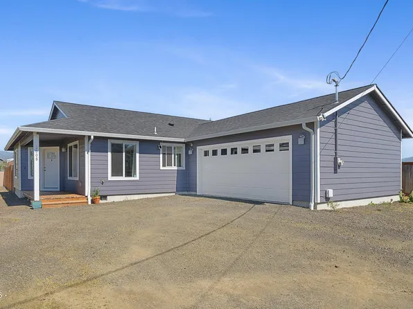 3608 Alder Ln, Tillamook, OR 97141